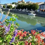 Moulin De La Licorne بيت للعطل
